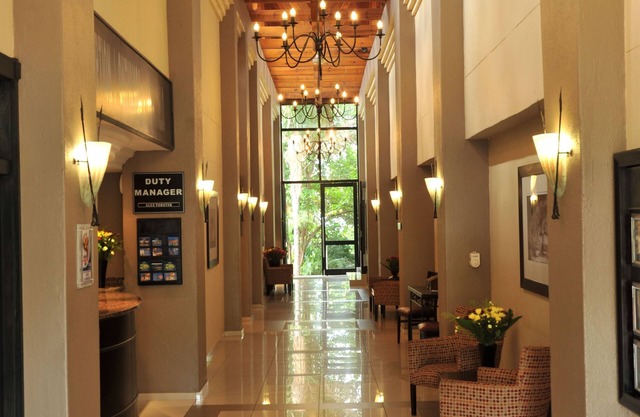 Safari Hotel & Convention Centre