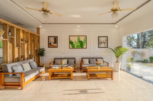 SaffronStays The Rajpur