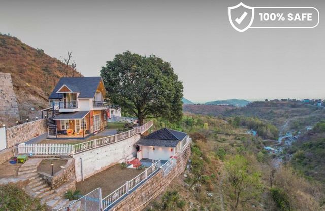 SaffronStays Woodpeckers Perch Villa, Dehradun