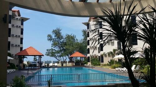 Samsuria Beach Resort 