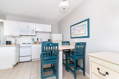 Sandbars Inn - Dog Friendly