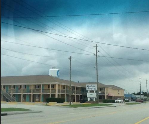 Sandpiper Motel