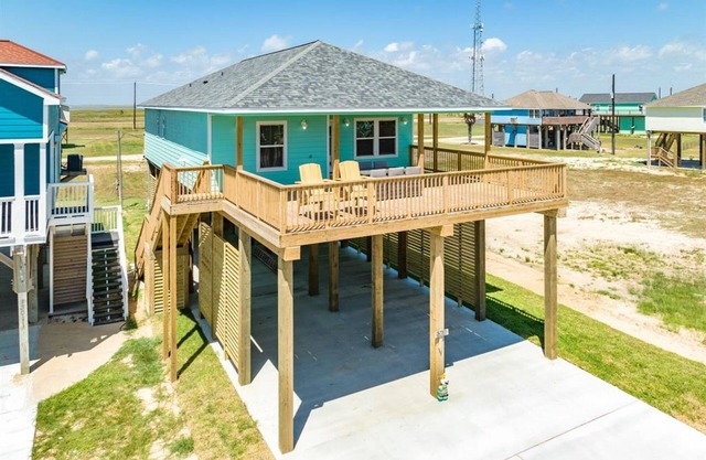 Sandy Shores Beach House in Treasure Island