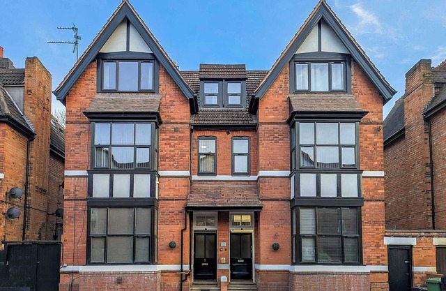 Sapphire Suite Moseley Birmingham STAE-Homes