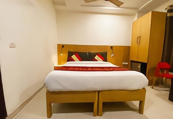 Sarvasa Residency
