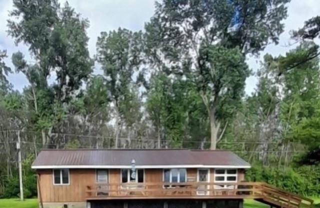 Schuster's Fox River Resort on the Fox River - Walleye Retreat