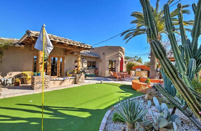 Scottsdale Home w/Private Patio+Putting Green