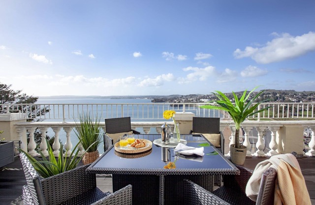 Astor Warren Road Torquay 