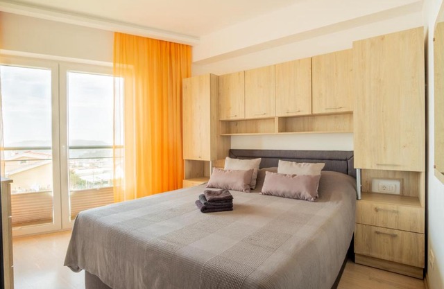 SEA VIEW ONE BEDROOM APARTMENT