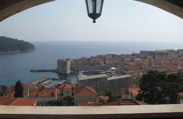 Sea View Room with balcony , beautiful view to the Old Town and Jacuzzi