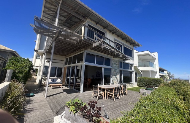 Seafront Luxury close to nGrange Golf
