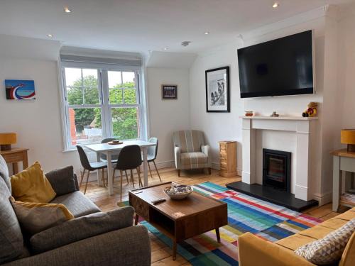 Seafront Sheringham 1 bed Apt sleeps 4 - 1xdog