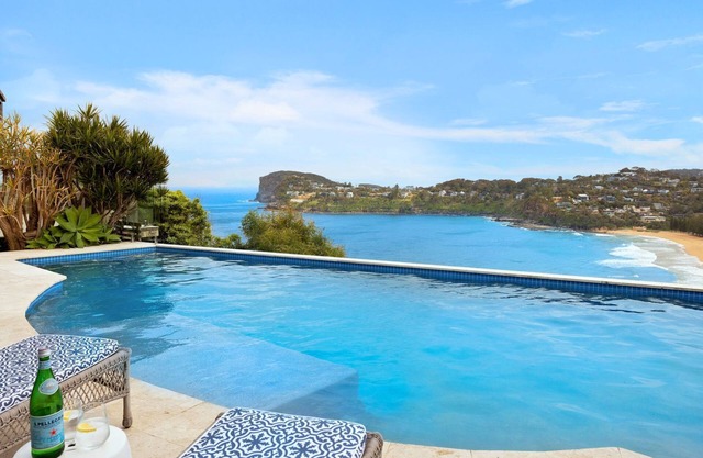 Seascape by Beach Stays