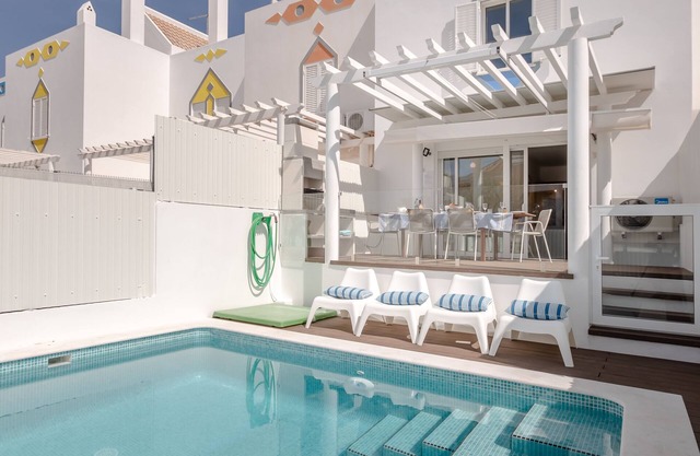 SeaScape Villa w/pool and rooftop seaview jacuzzi
