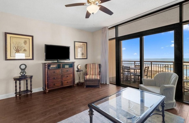 Seaside Oceanfront 1 Bdrm, 2 Bath Condo