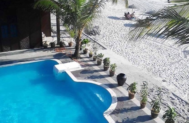 Seaview Chalet Beachfront Cenang Beach 