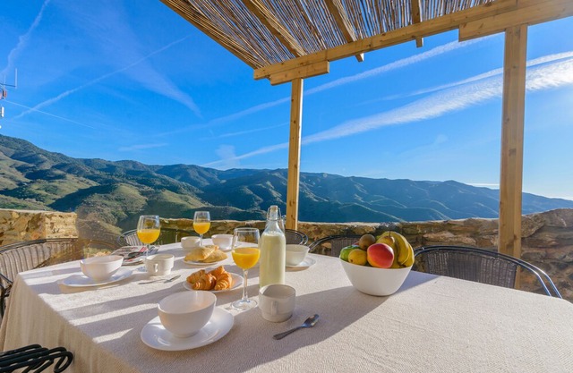 Self catering Complejo Rural El Mirador for 10 people