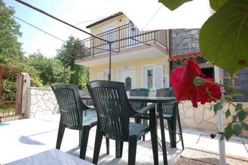 Semi detached house Darinka by El-Pi Tours