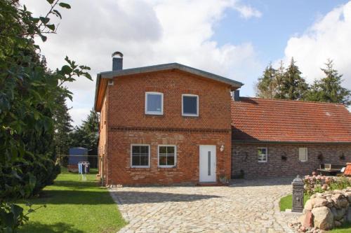 Semi-detached house, Tankenhagen