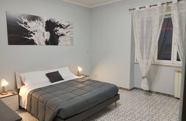 [Serapo Beach] Penthouse-150sqm with private parking, close to the sea and with a view.