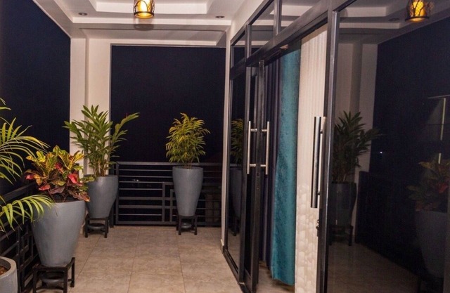 Serene Serviced Apartment