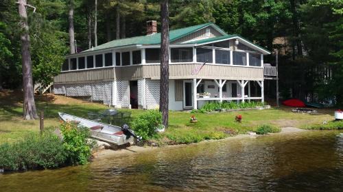 Seymour Lake House