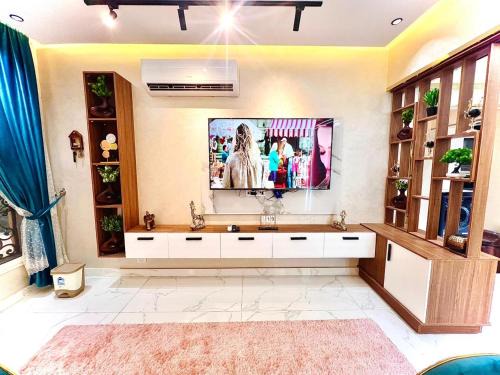 Sheikh Zayed home
