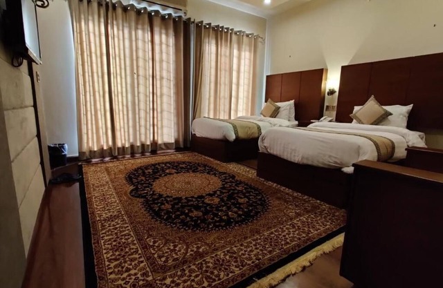 Sheltons Rezidor Lahore
