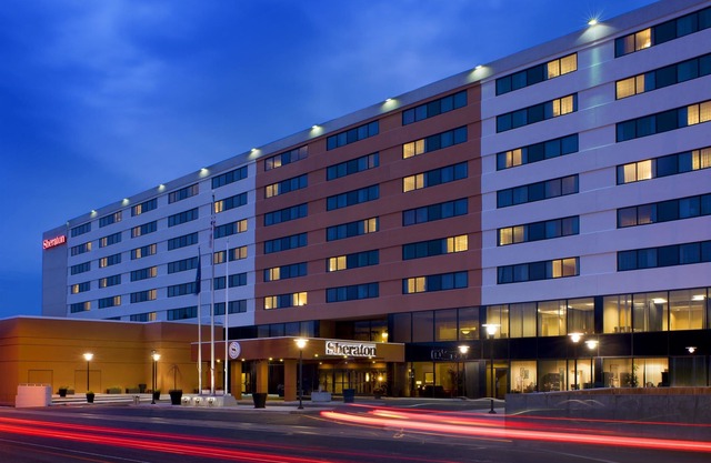 Sheraton Hartford Hotel at Bradley Airport