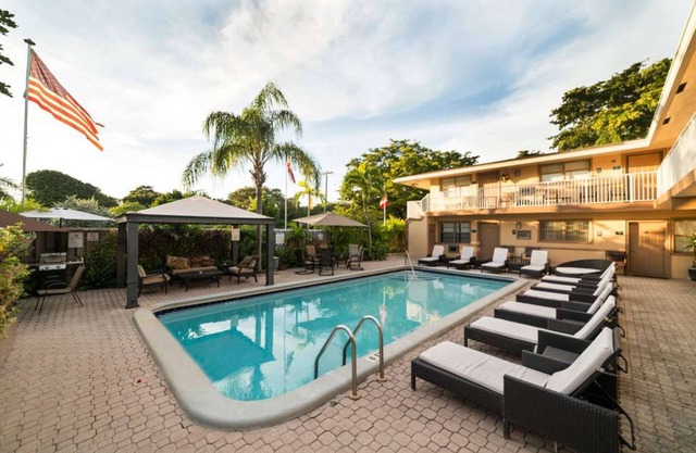 Wyndham Sea Gardens Pompano Beach 