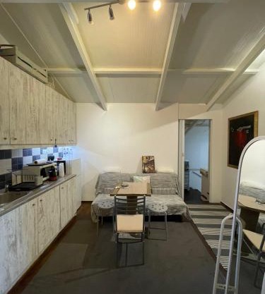 Simple Stay Vari's House