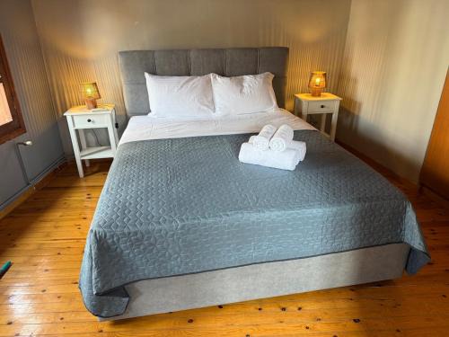 Sky House in Old Town Xanthi 2BR - Meno Homes 9