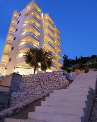 Sky Way SKK Luxury Apartments