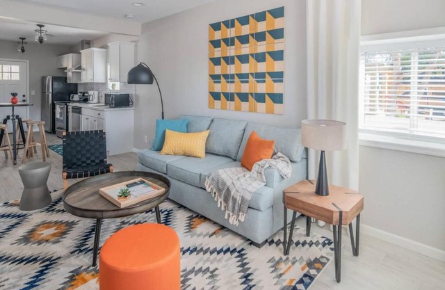 Sleek 2BR Home | Downtown Phoenix by WanderJaunt
