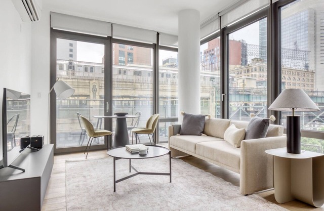 Sleek LIC 1BR w/Gym, Doorman, Elevator & Private Balcony, by Blueground