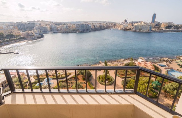 Sliema Sea Front - Sunny Side