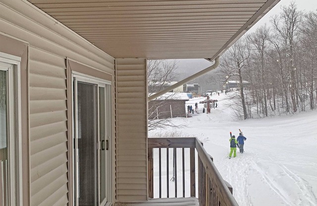 Slopeside condo w/ski-in/ski-out & BBQ