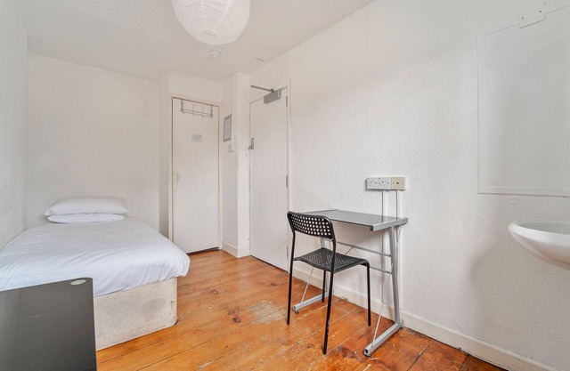 Small Single Room with Shared Bathroom