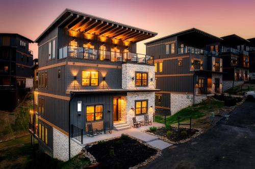 Smith Creek Resort Rooftop Cabins