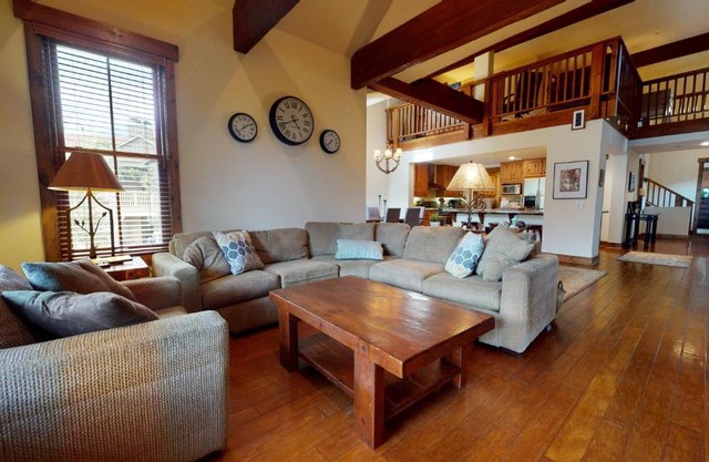 Snowcreek The Lodges #1130 condo