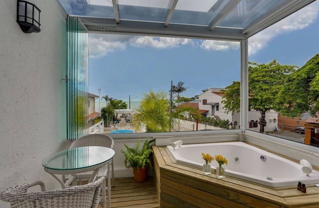 Solar Beach Hotel
