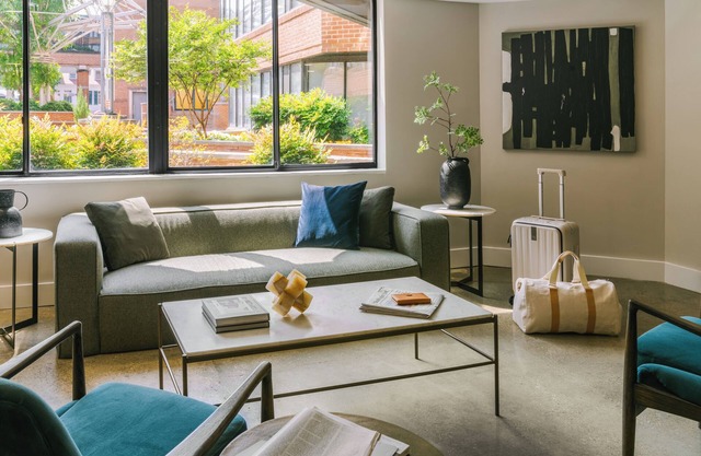 Sonder Georgetown C&O | Suite+