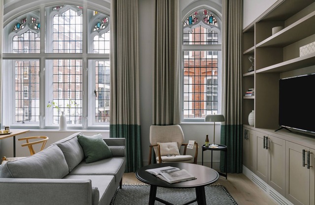 Sonder The Arts Council | One-Bedroom Apartment