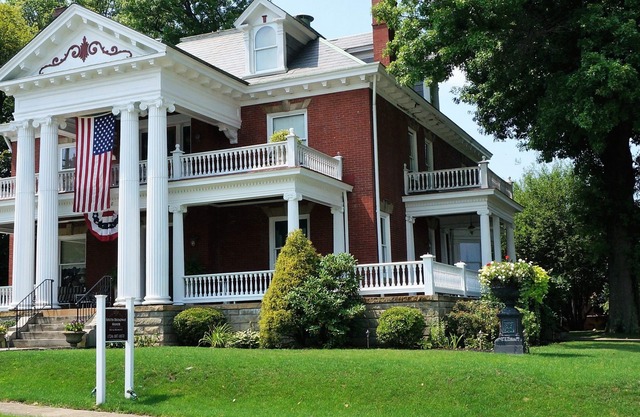 South Broadway Manor