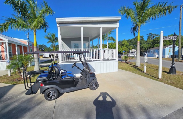 SPACIOUS 1 BEDROOM HOUSE IN DISNEY AREA 5 STAR RATED MILL CREEK RESORT 1377