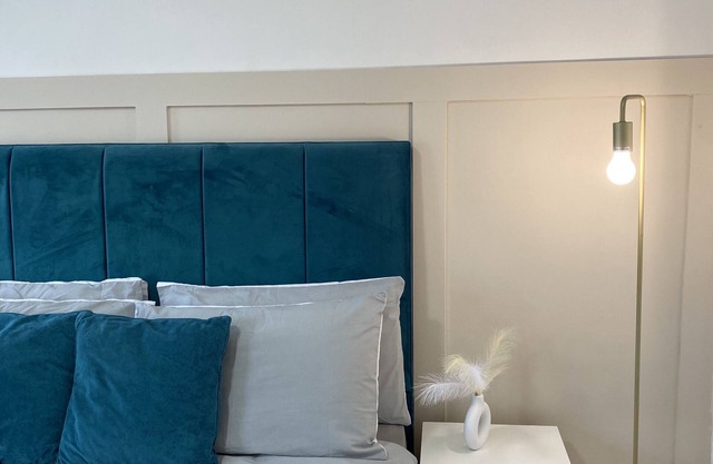 Spacious 2-bed Near Etihad-games Room-free Parking