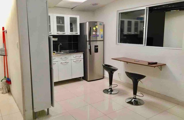 SPACIOUS 2 BEDROOM APARTMENT CENTRAL LOCATION 101