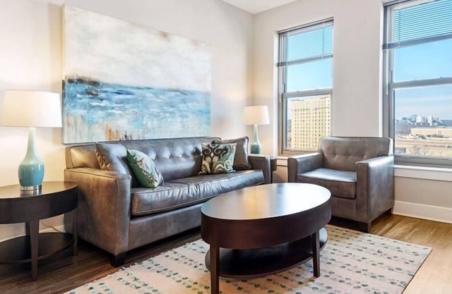Spacious 2BR Apt | Work Desk + Internet | Pentagon City
