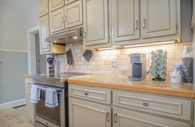 Spacious 3BR Midtown Home - Grad Family
