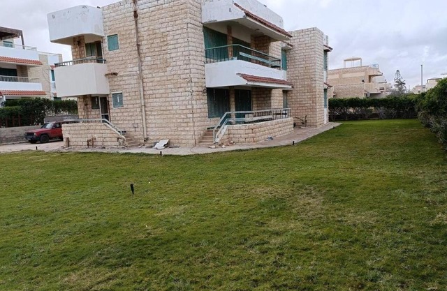Spacious 5-Bed House in Alamein with Large garden